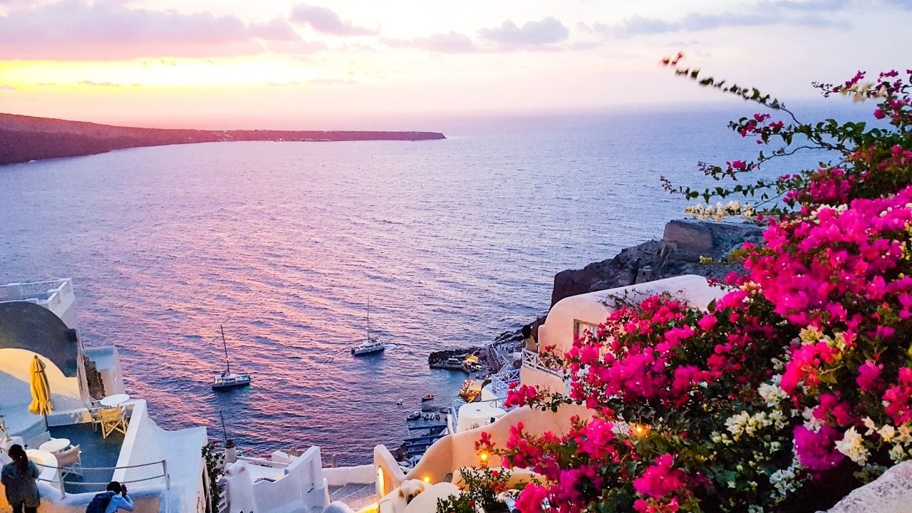 Santorini: How many days do you really need?