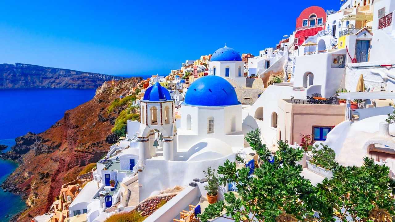 KD Santorini Tours Contact Page Hero